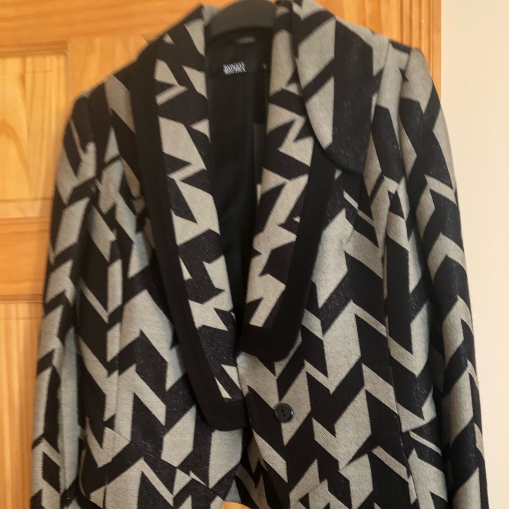 Badgley Mischka party blazer
